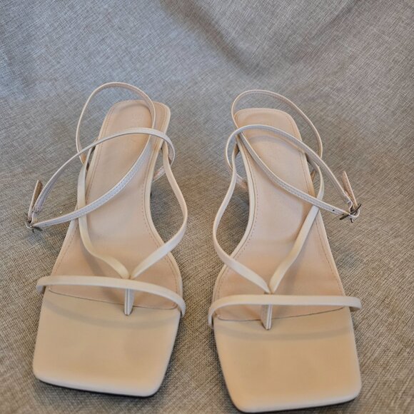 Women's Nude Thong Sandals with Ankle Strap, Size 10 - Picture 4 of 7